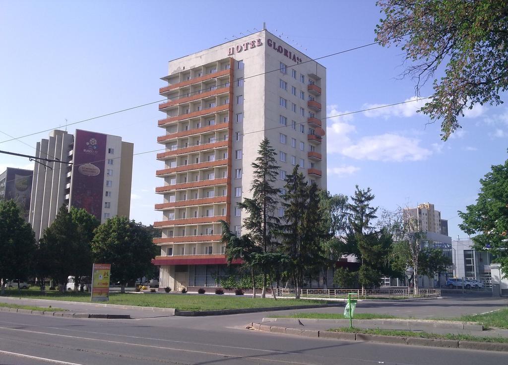 Apartmens Near Metalist Apartment Kharkiv Exterior photo